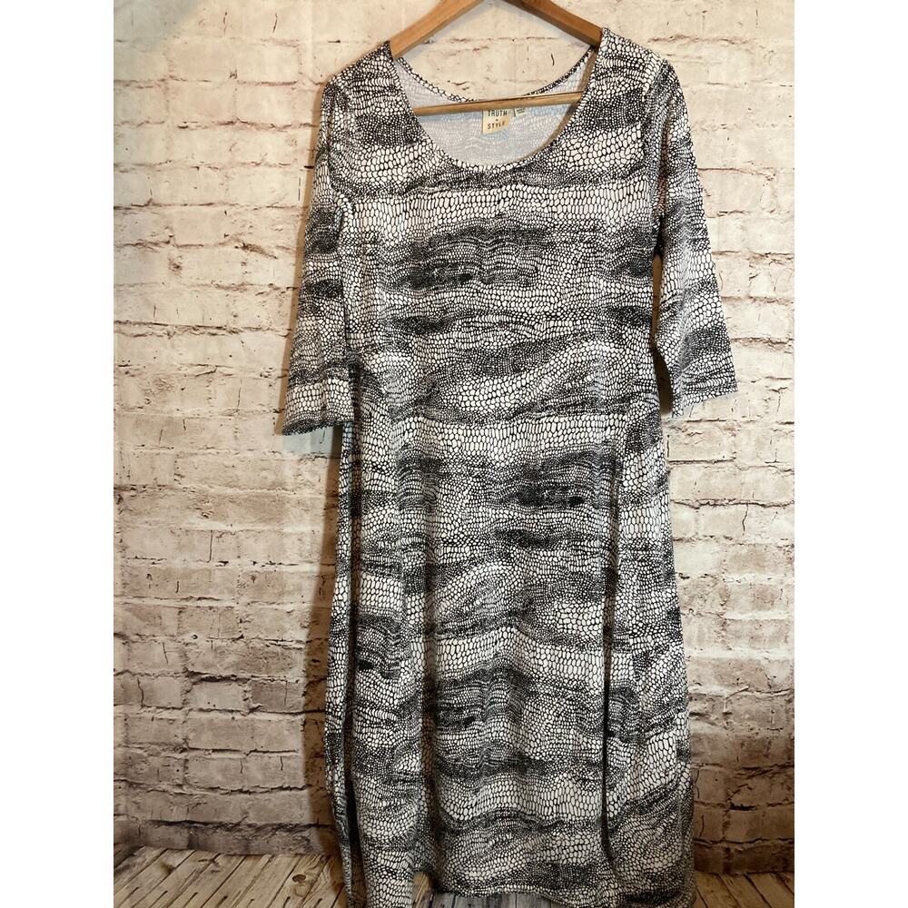Truth + Style Midi Dress Womens Medium Black Snakeskin Print Modal Stretch‎